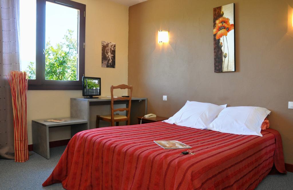 Hotel Les Persedes Lavilledieu  Exterior foto