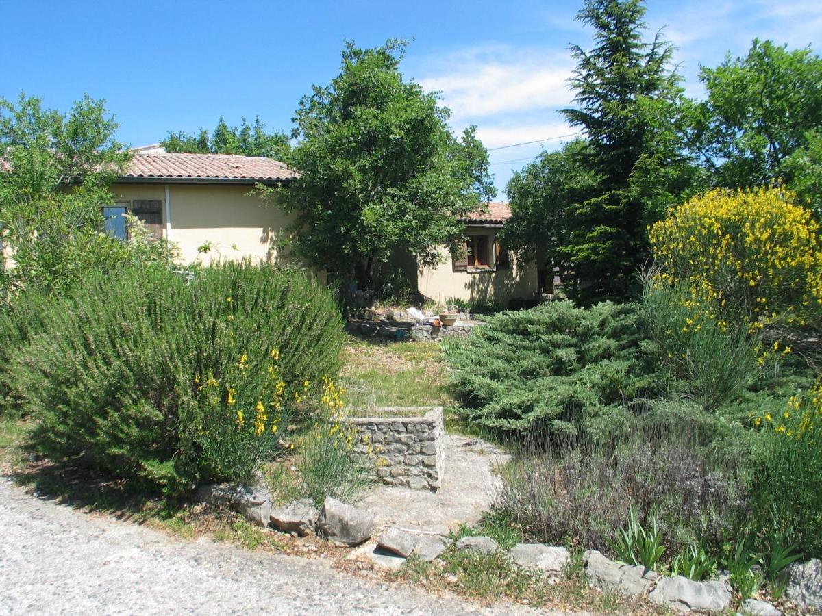 Hotel Les Persedes Lavilledieu  Exterior foto